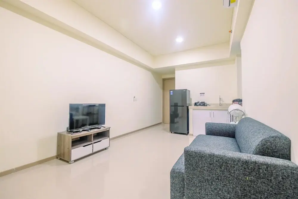 Сибату: Beautiful and Strategic 1BR Meikarta Apartment