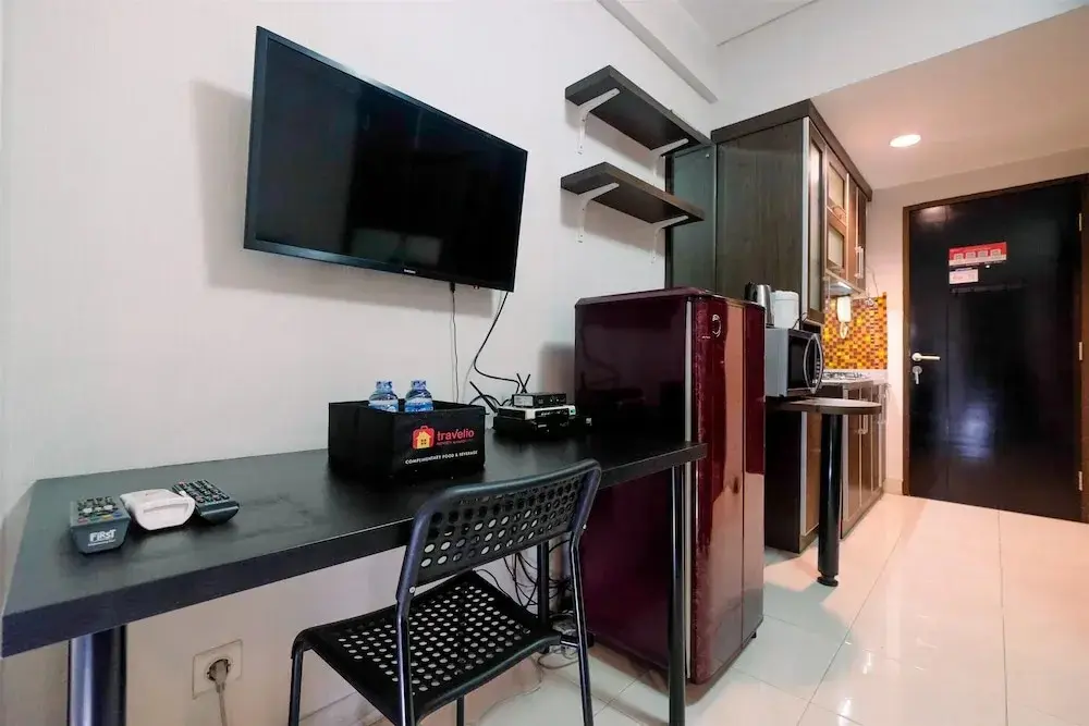 Джакарта: Elegant and Comfy Studio Apartment Tamansari Sudirman