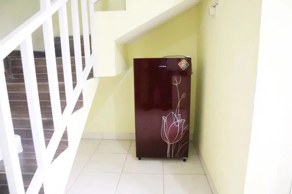 Сурабая: My Rooms Stay N Dine