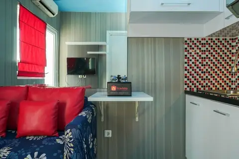 Cozy Living Green Pramuka City 2BR Apartment near Shopping Mall — фото 1