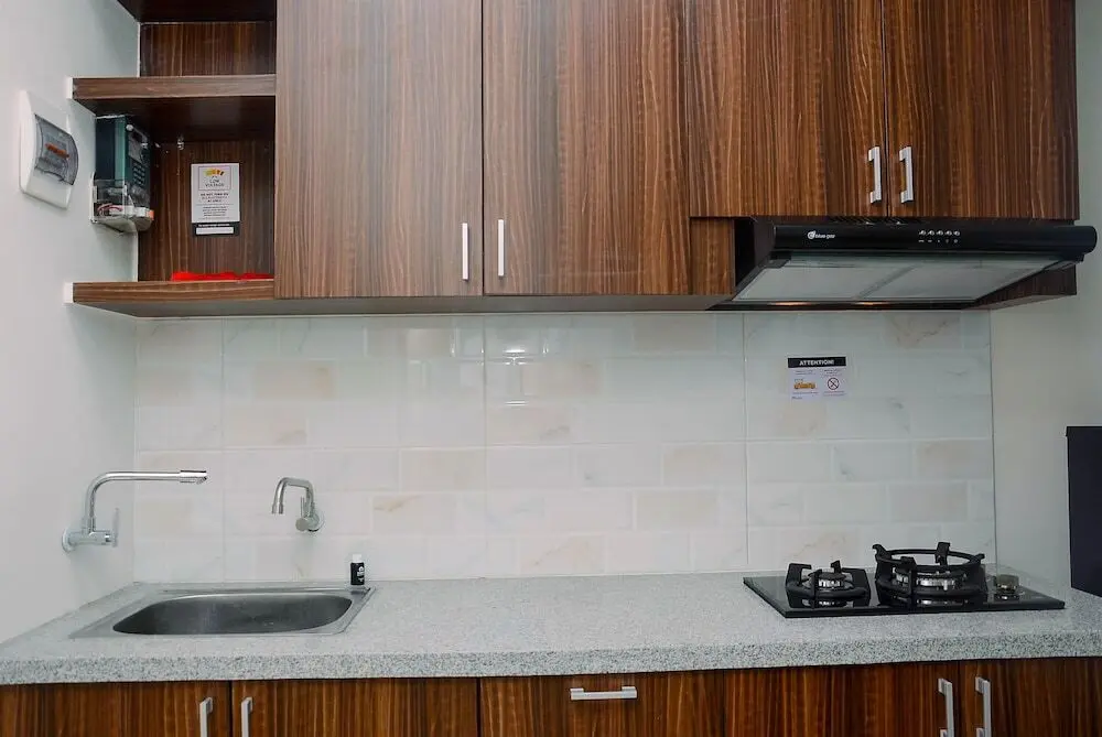 Бекаси: Relaxing and Homey Studio Grand Kamala Lagoon Apartment