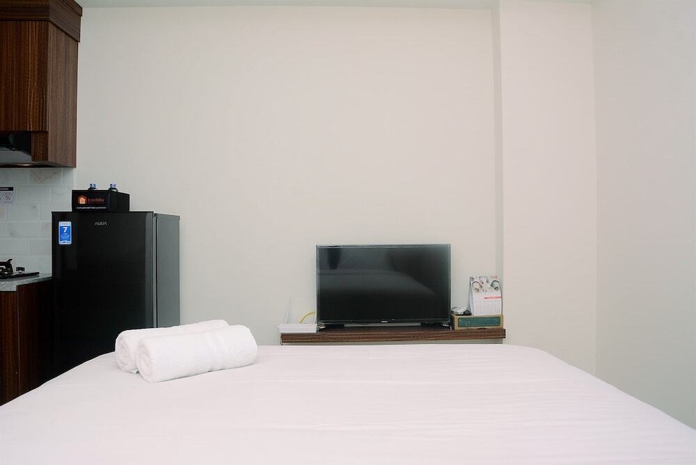Бекаси: Relaxing and Homey Studio Grand Kamala Lagoon Apartment