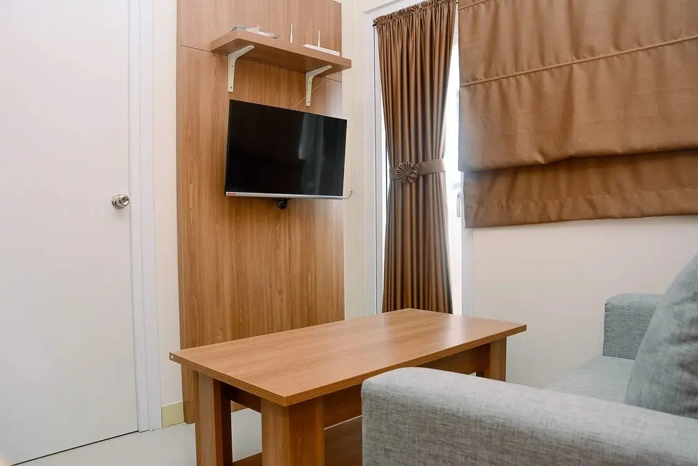 Джакарта: Trendy 2BR Green Pramuka Apartment