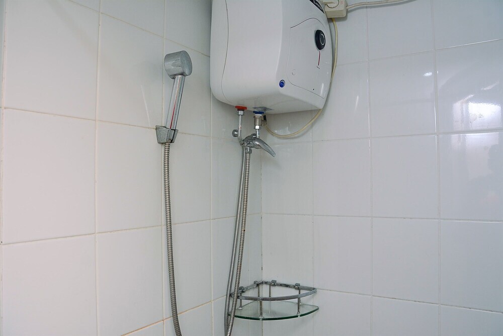 Джакарта: Compact and Homey 2BR at Green Pramuka Apartment