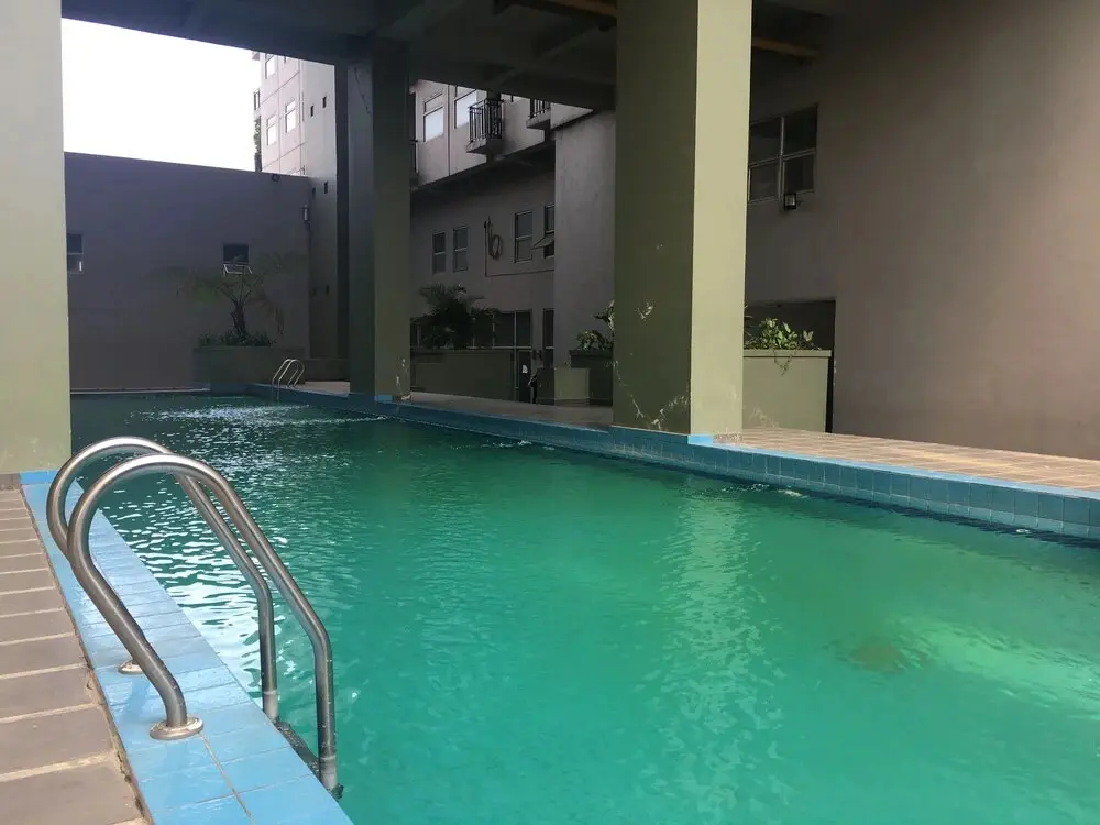 Бандунг: Modern Chic Studio Room at Grand Asia Afrika Apartment