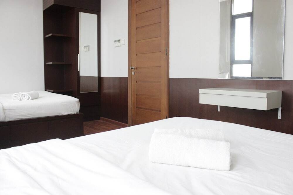 Бандунг: Spacious & Deluxe 2BR Dago Butik Apartment with Mountain View