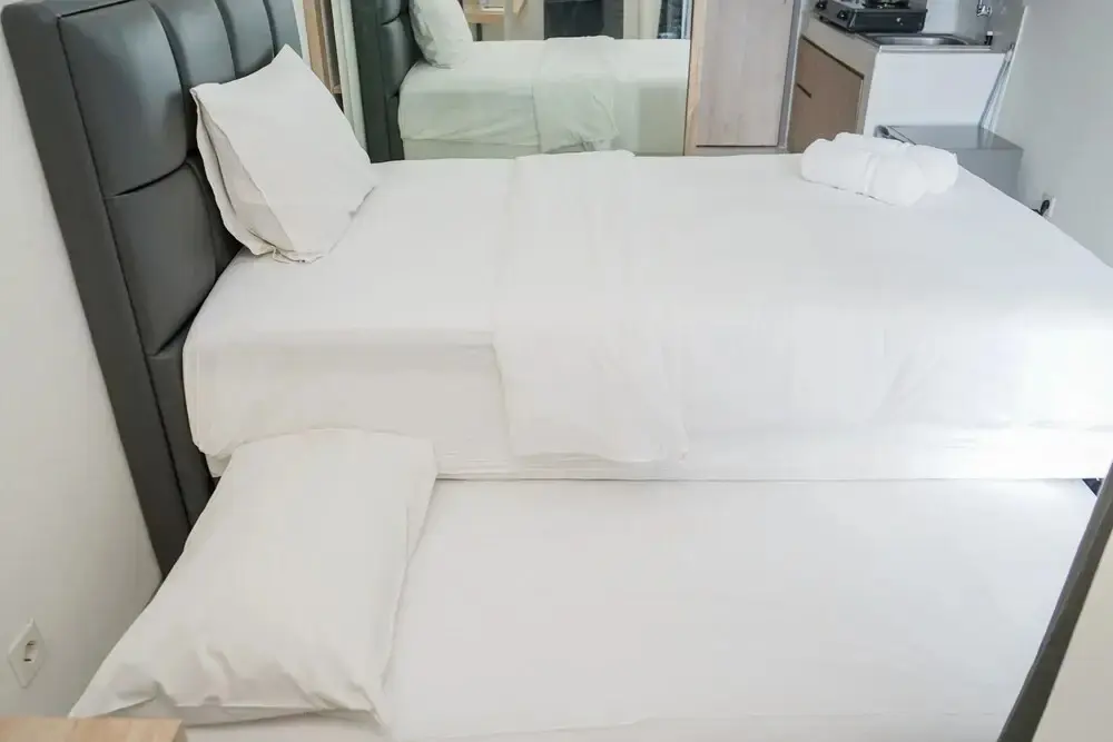 Южный Тангеранг: Homey and Simply Studio Apartment Akasa Pure Living BSD