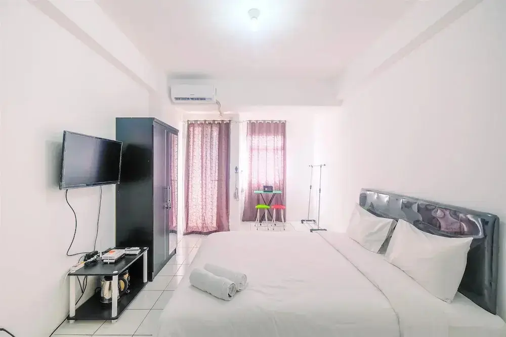 Читарингул: Beautiful Studio at Gunung Putri Square Apartment
