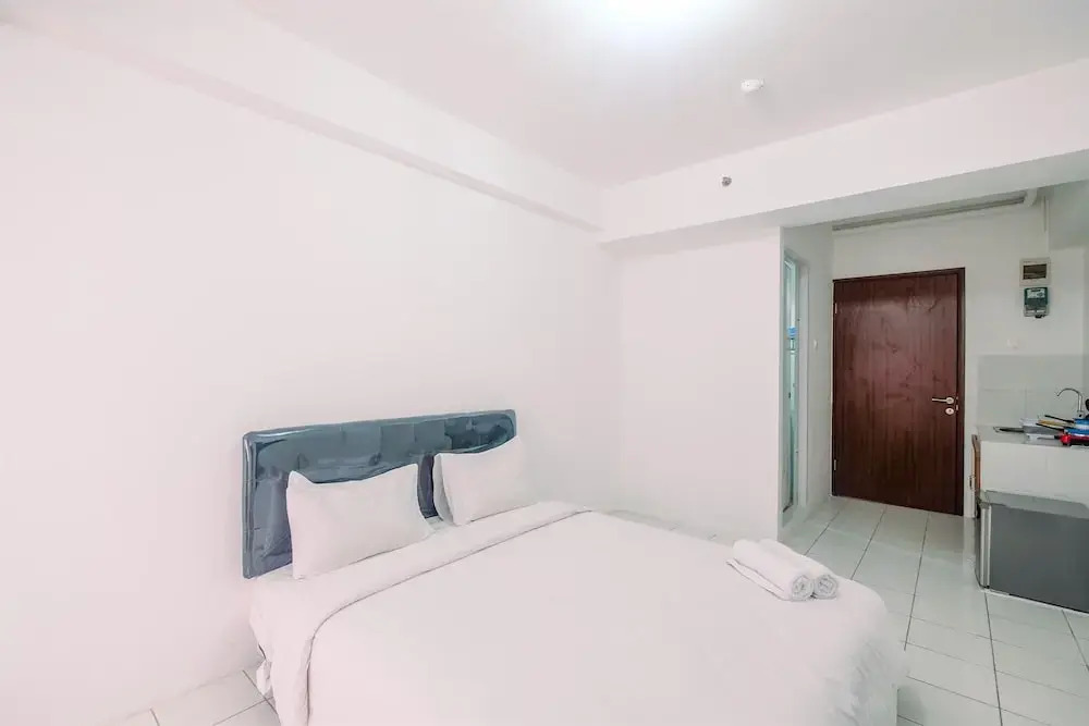 Читарингул: Beautiful Studio at Gunung Putri Square Apartment