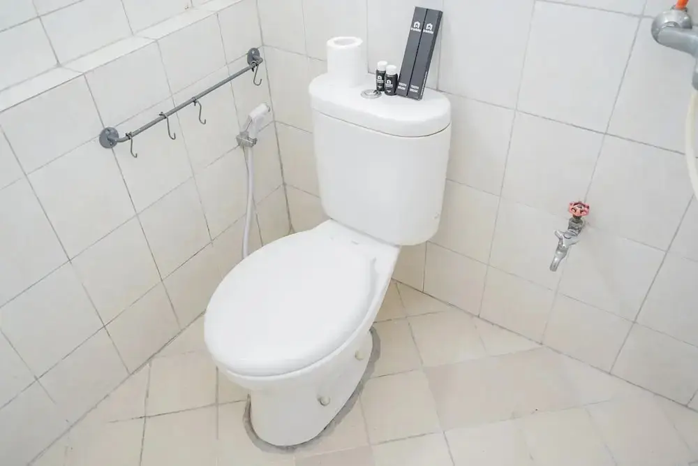 Джакарта: Comfy 2BR with Modern Design Bintaro Park View Apartment