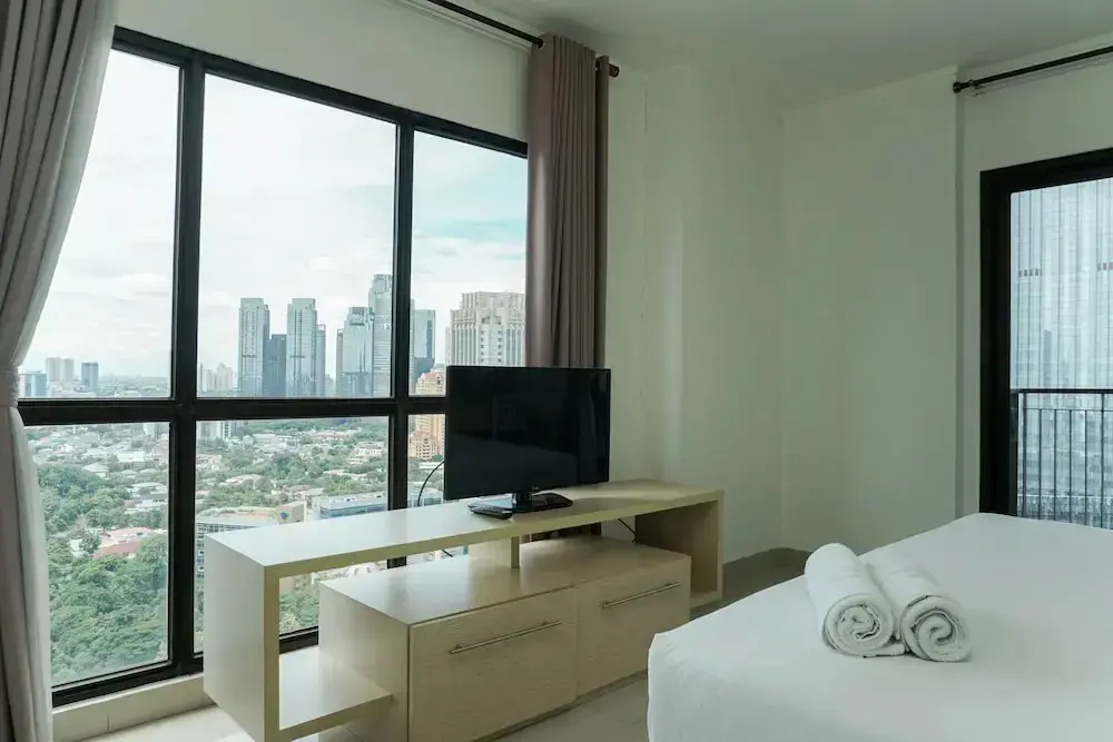Джакарта: Modern Style 2BR at Tamansari Semanggi Apartment