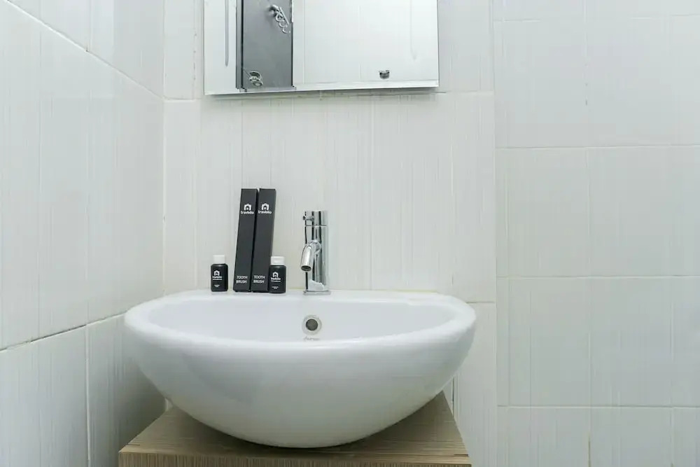 Джакарта: Modern Style 2BR at Tamansari Semanggi Apartment