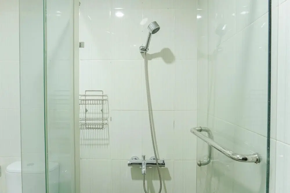 Джакарта: Modern Style 2BR at Tamansari Semanggi Apartment