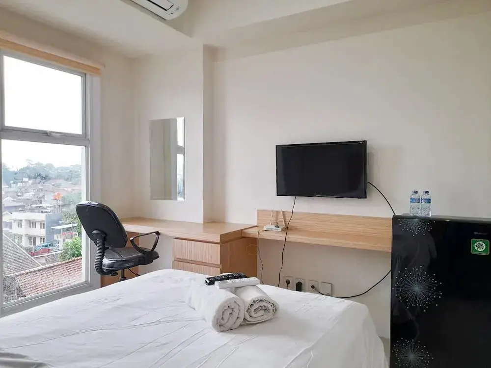 Бандунг: Compact Studio Parahyangan Residence Apartment near UNPAR