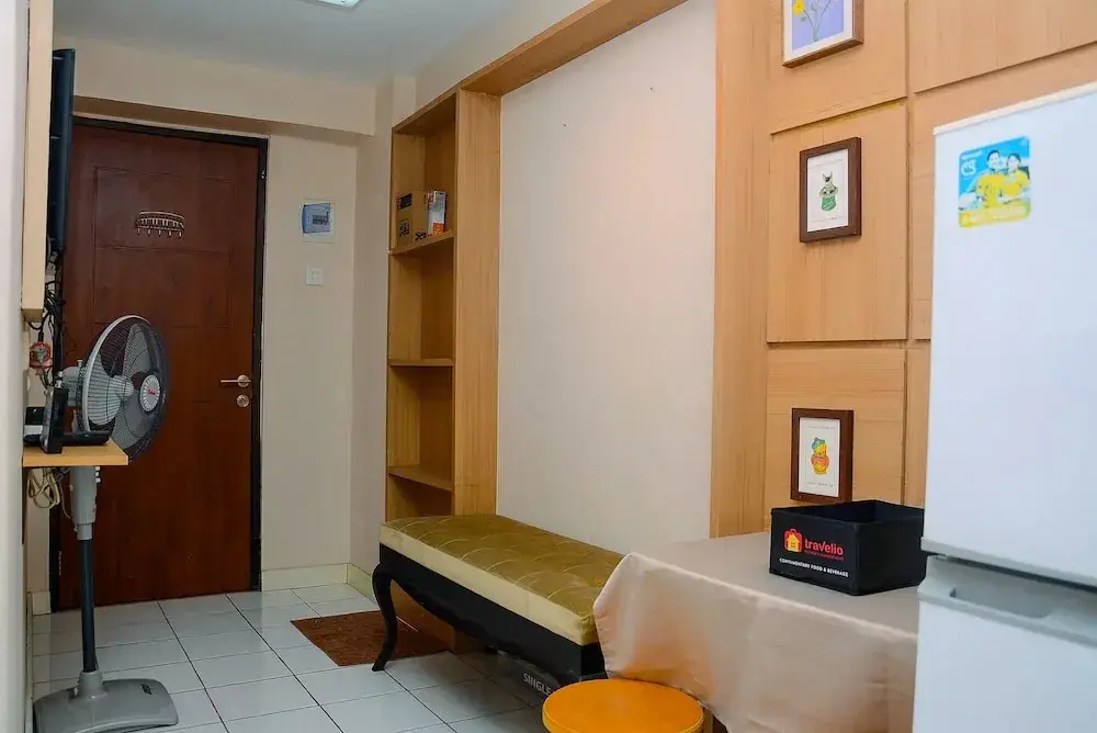 Джакарта: Cozy Living with Modern Design 1BR Kebagusan City Apartment