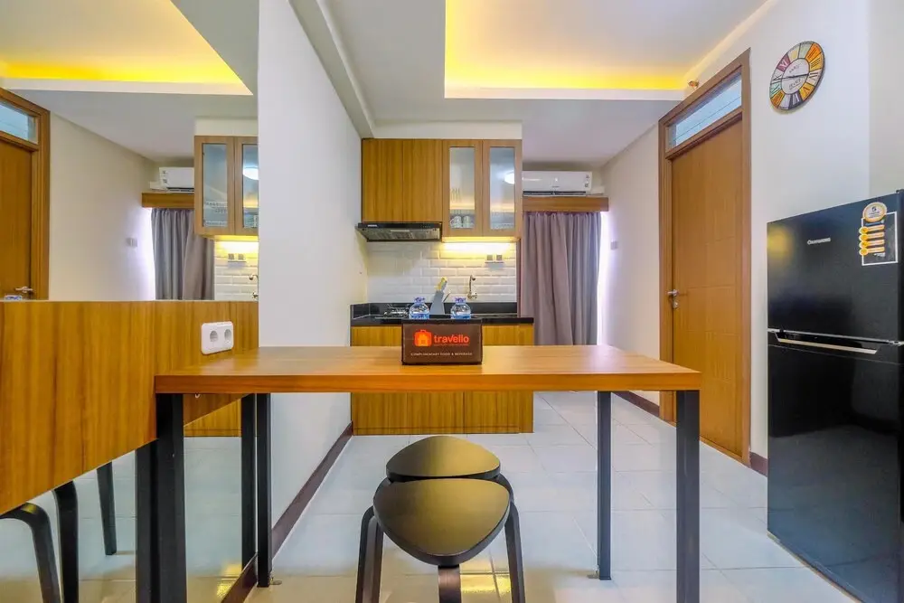 Депок: Comfortable 2BR Apartment at Cinere Resort