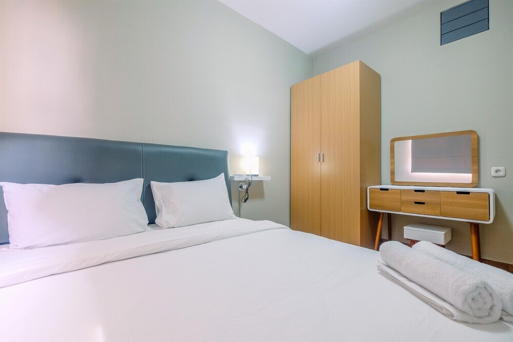 Депок: Comfortable 2BR Apartment at Cinere Resort