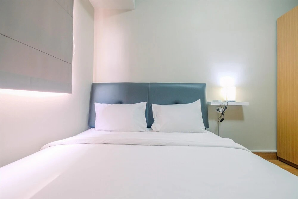 Депок: Comfortable 2BR Apartment at Cinere Resort