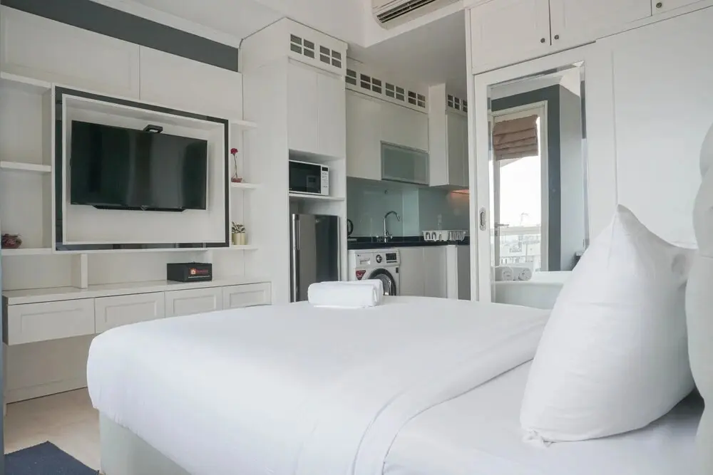 Джакарта: Comfy and Wonderful Studio Menteng Park Apartment
