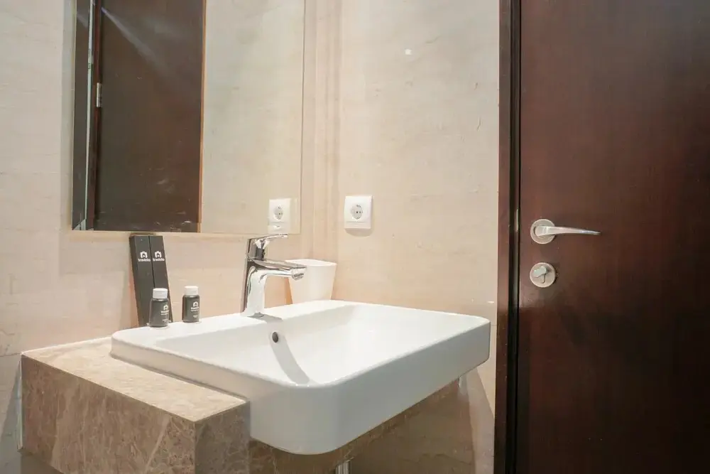 Джакарта: Comfy and Wonderful Studio Menteng Park Apartment