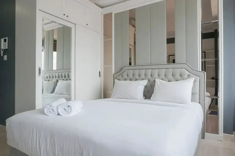 Джакарта: Comfy and Wonderful Studio Menteng Park Apartment