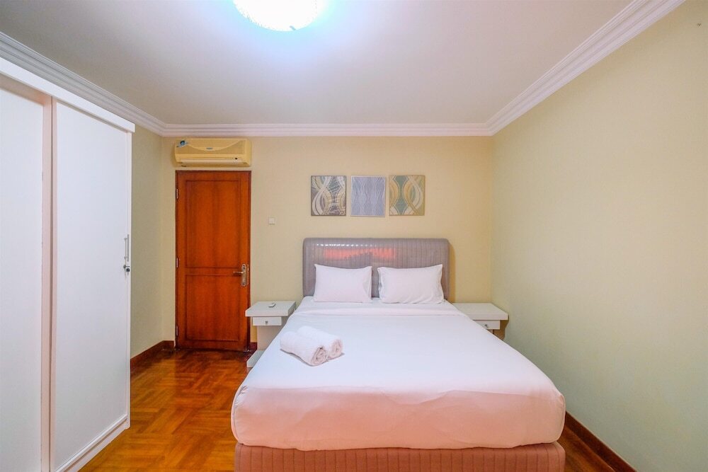 Джакарта: Elegant and Homey 1BR Nuansa Hijau Apartment Pondok Indah
