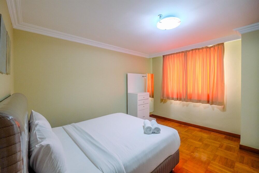 Джакарта: Elegant and Homey 1BR Nuansa Hijau Apartment Pondok Indah