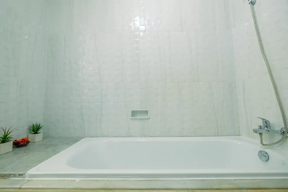 Джакарта: Elegant and Homey 1BR Nuansa Hijau Apartment Pondok Indah