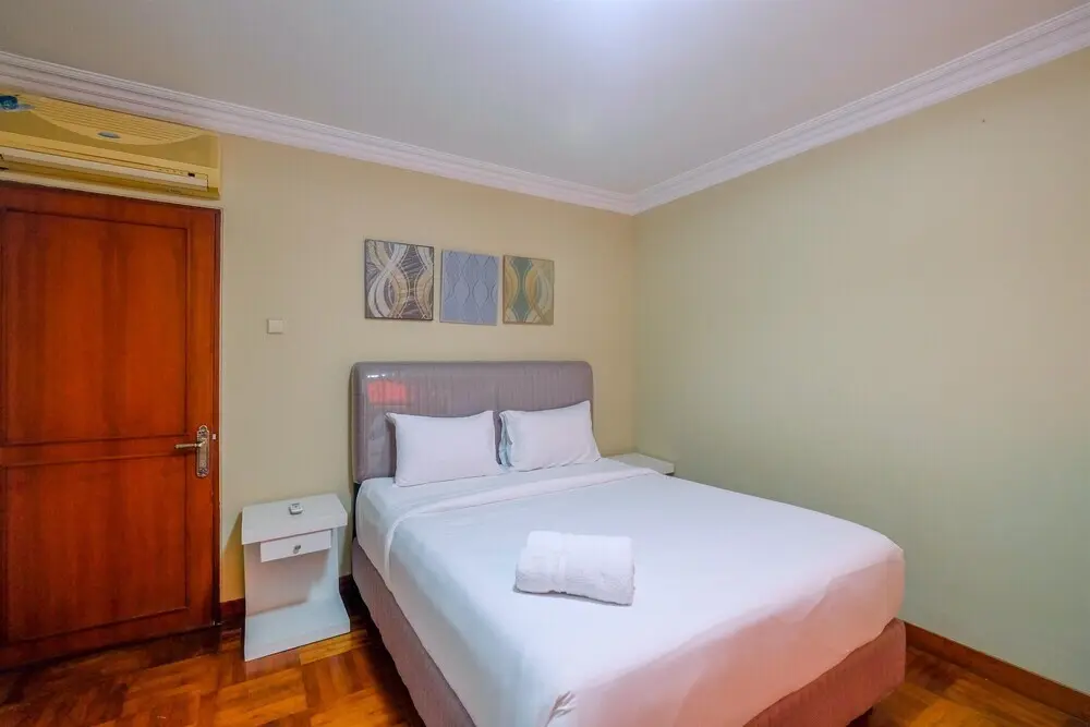 Джакарта: Elegant and Homey 1BR Nuansa Hijau Apartment Pondok Indah