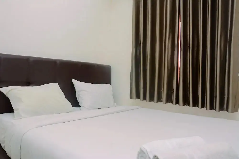 Джакарта: Simply Modern 2BR Green Pramuka Apartment