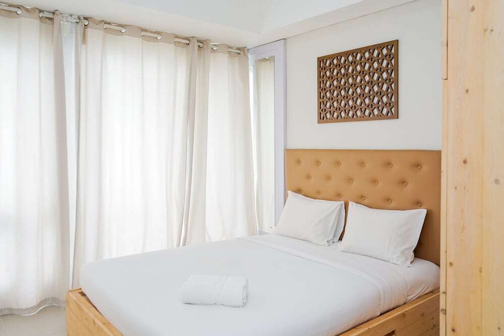 Южный Тангеранг: Cozy and Minimalist Studio Altiz Bintaro Plaza Apartment