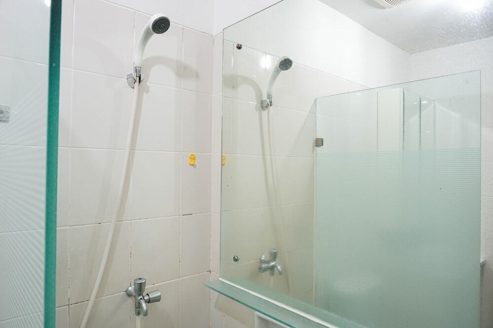 Джакарта: Highest Value 1BR at Cervino Village Apartment