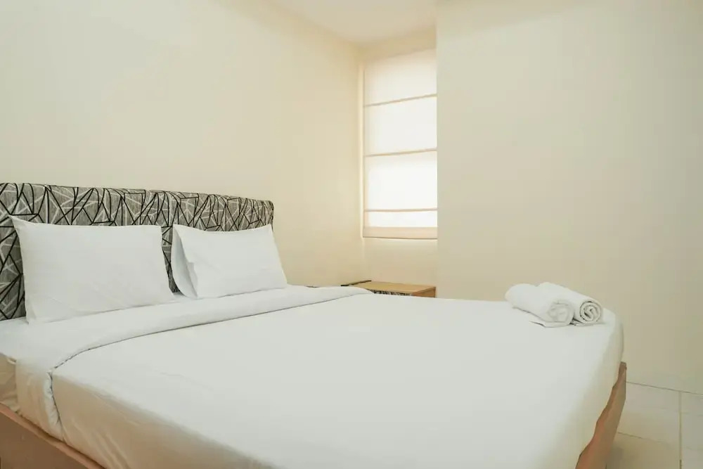 Джакарта: Homey 2BR Apartment @ Belmont Residence