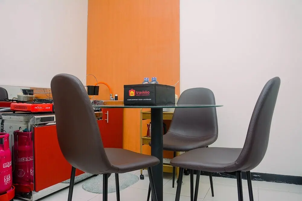 Джакарта: Best and Strategic Nifarro Park Studio Apartment