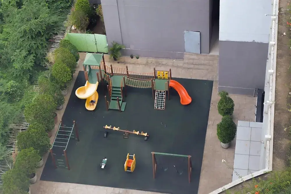 Джакарта: Best and Strategic Nifarro Park Studio Apartment