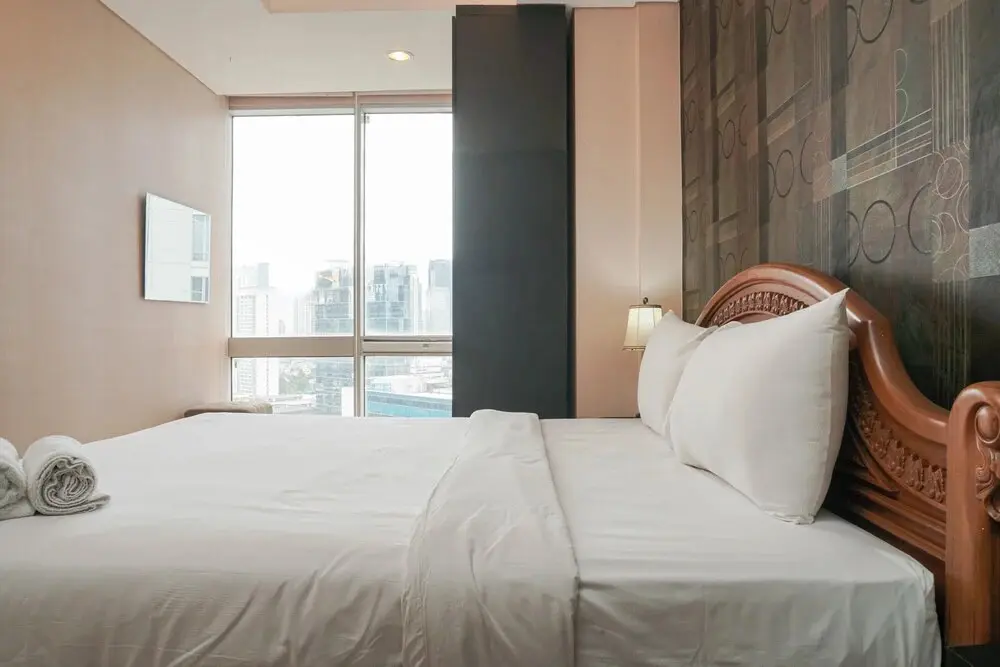 Джакарта: Comfortable and Beautiful 2BR at The Empyreal Apartment