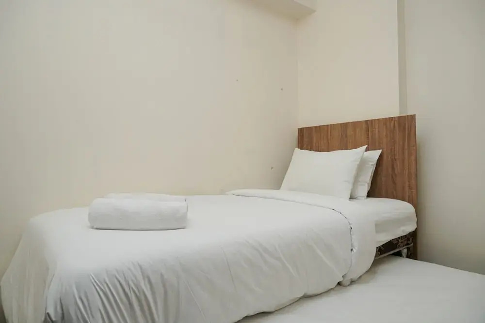 Джакарта: Homey and Simply For 2BR Pluit Sea View Apartment