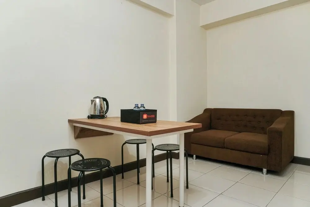 Джакарта: Homey and Simply For 2BR Pluit Sea View Apartment