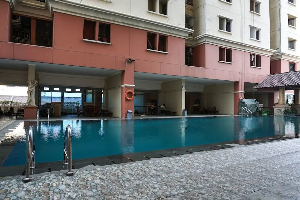 Джакарта: Relax and Cozy 1BR Mediterania Gajah Mada Apartment