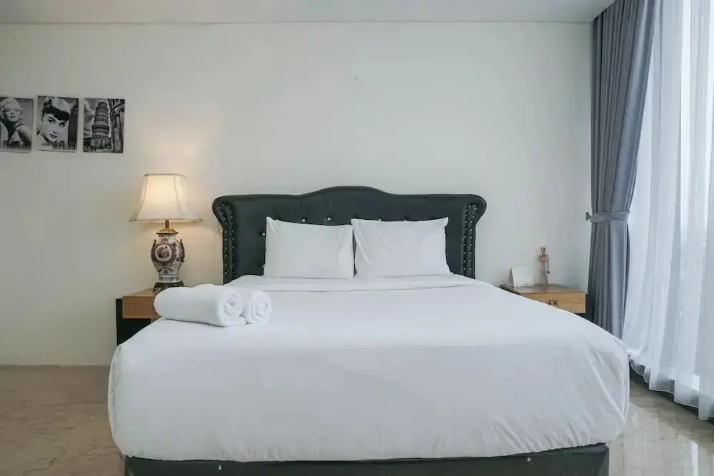 Джакарта: Luxury Design 1BR L'Avenue Apartment near Pancoran