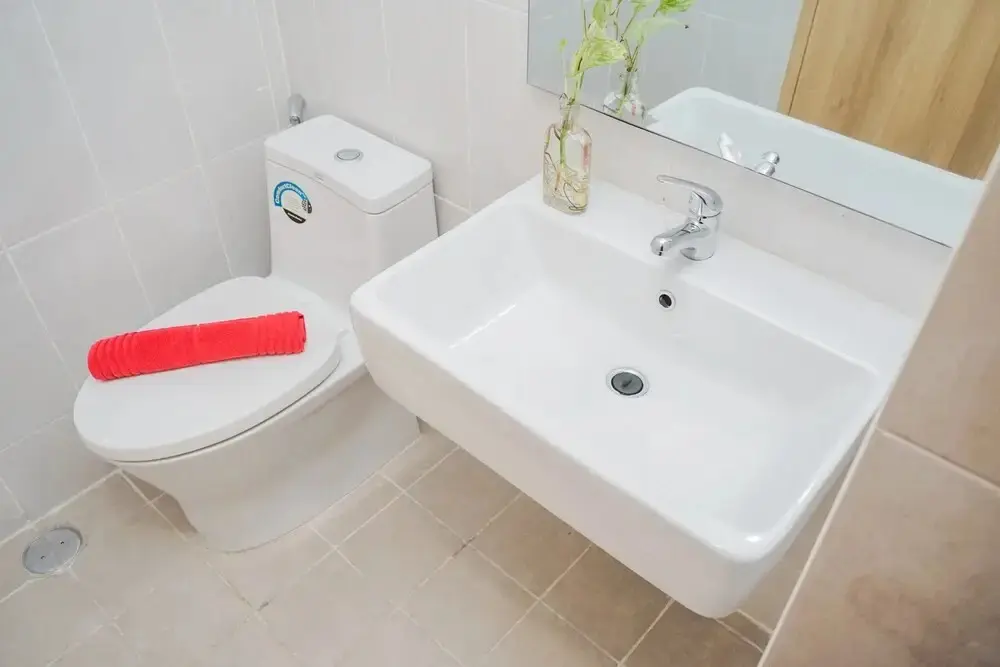 Тангеранг: Homey and Minimalist Studio Padina Apartment