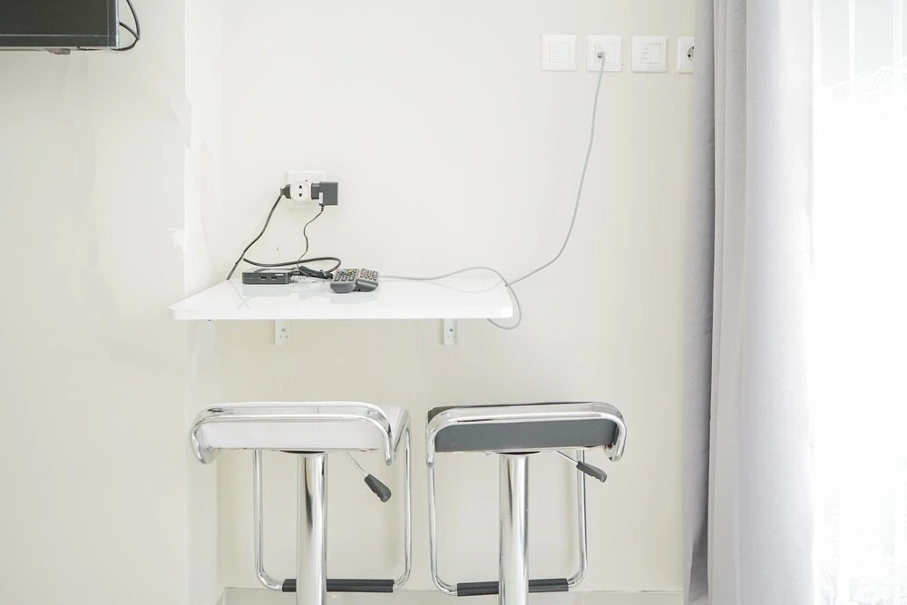 Тангеранг: Homey and Minimalist Studio Padina Apartment