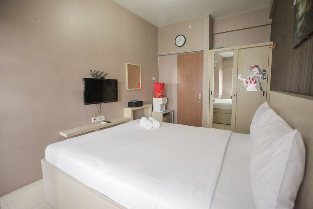 Сурабая: Best Value Studio Apartment Pavilion Permata 2