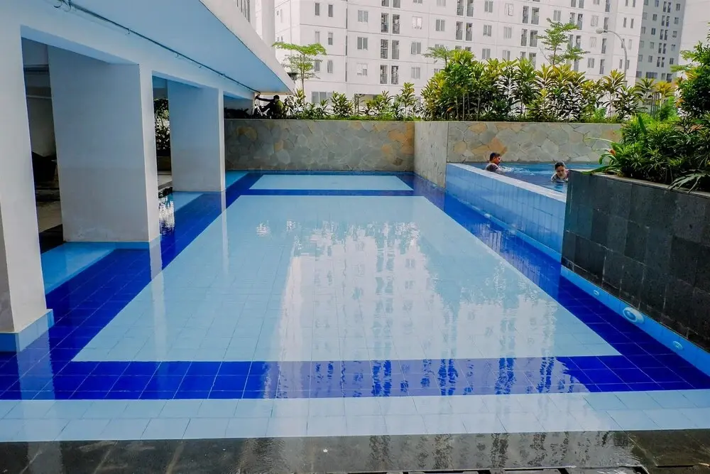 Джакарта: Spacious and Comfy 2BR Bassura City Apartment
