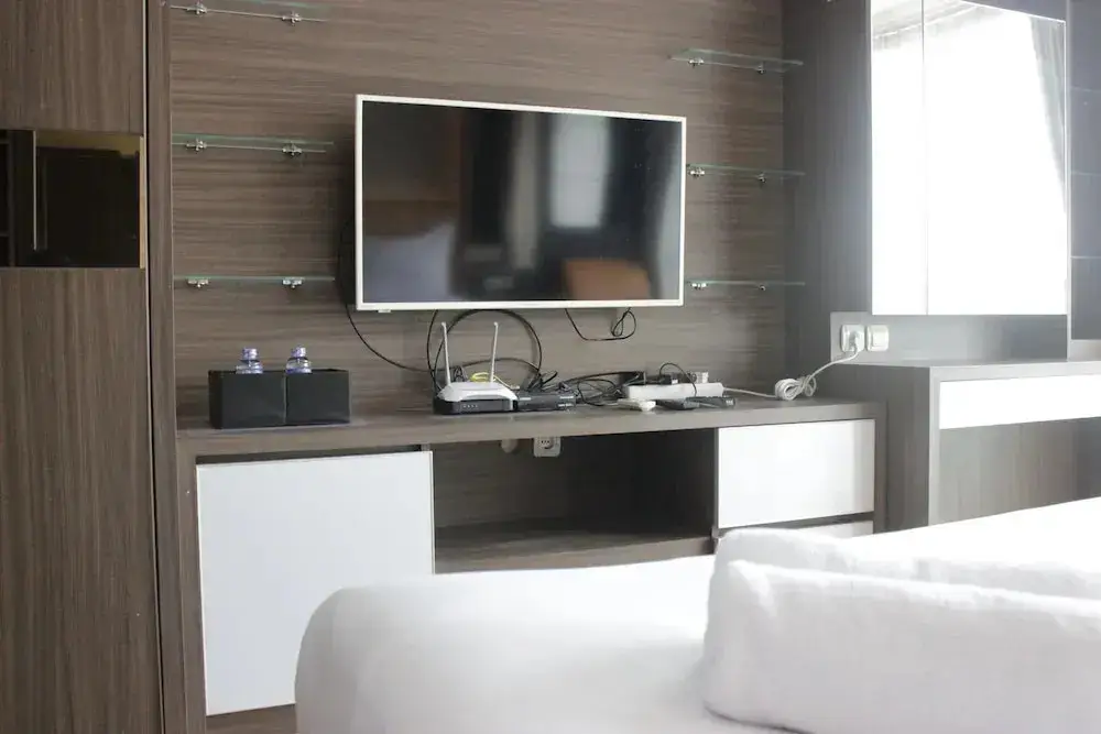Бандунг: Modern Chic Studio Apartment at Tamansari La Grande near BIP