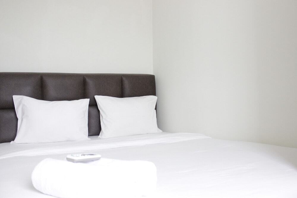 Бандунг: Homey 2BR Majesty Apartment near Maranatha University
