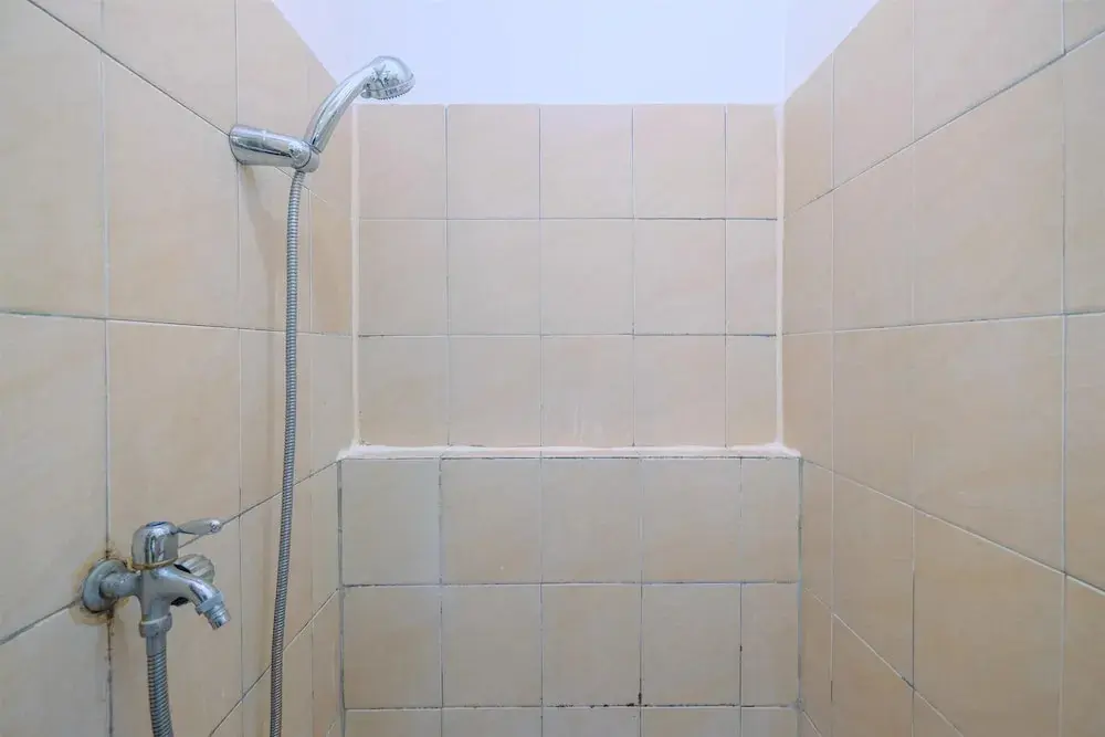 Джакарта: Lovely Studio Green Pramuka Apartment near Shopping Center