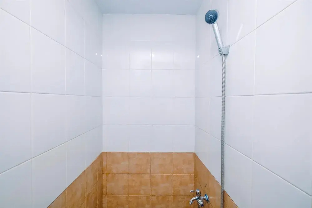 Джакарта: Comfort 1BR with Study Room Green Pramuka Apartment