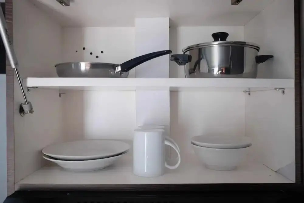 Джакарта: Comfort 1BR with Study Room Green Pramuka Apartment