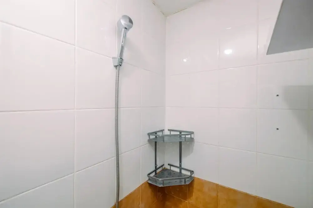 Джакарта: Trendy Connecting Mall 2BR Green Pramuka Apartment